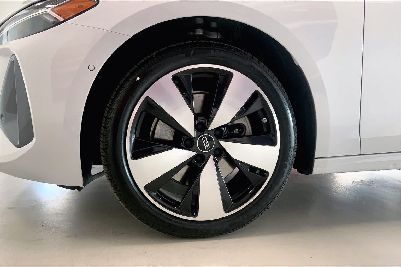 Thumbnail: 2025 Audi A5 - 8