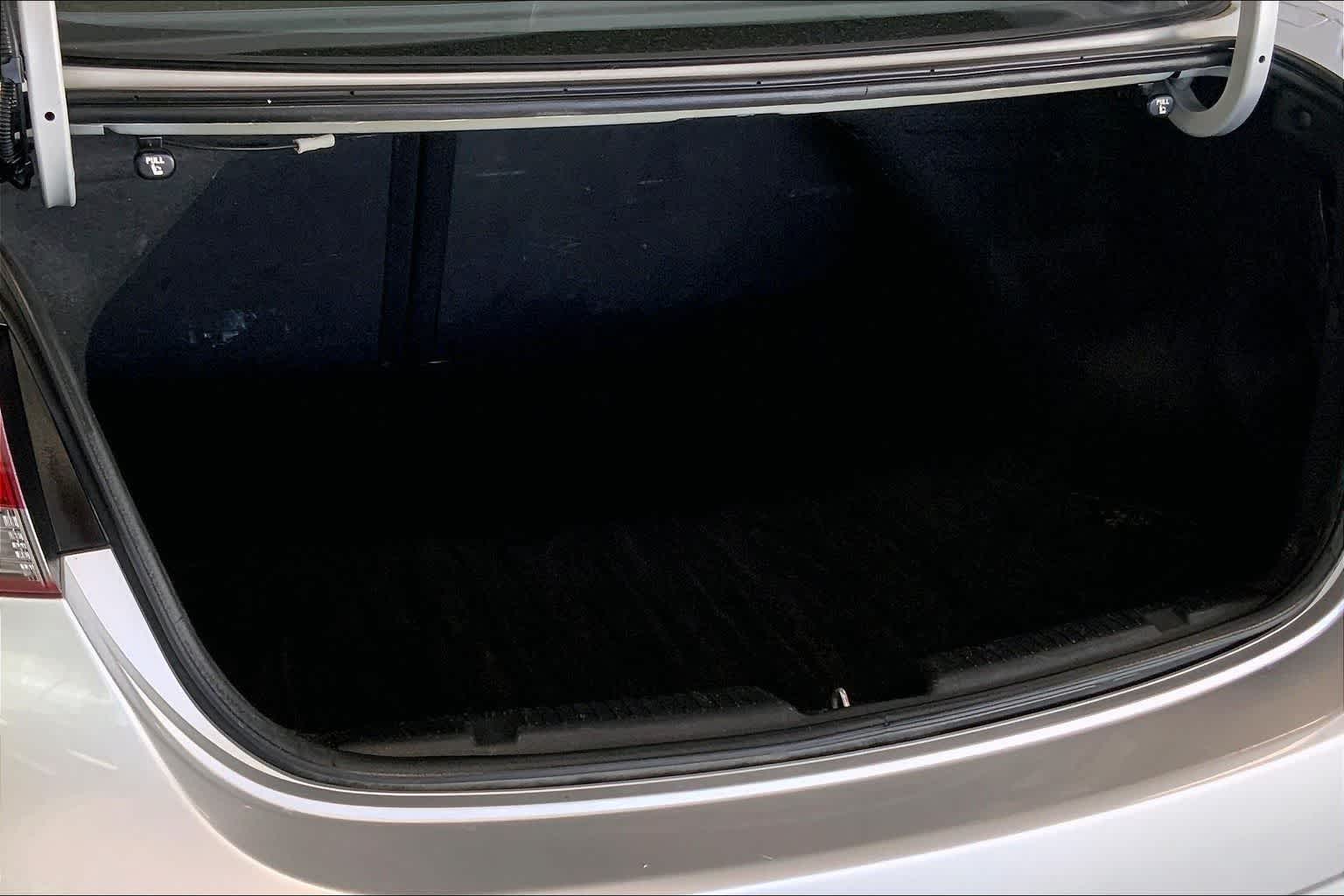 Thumbnail: 2016 Hyundai Elantra - 16