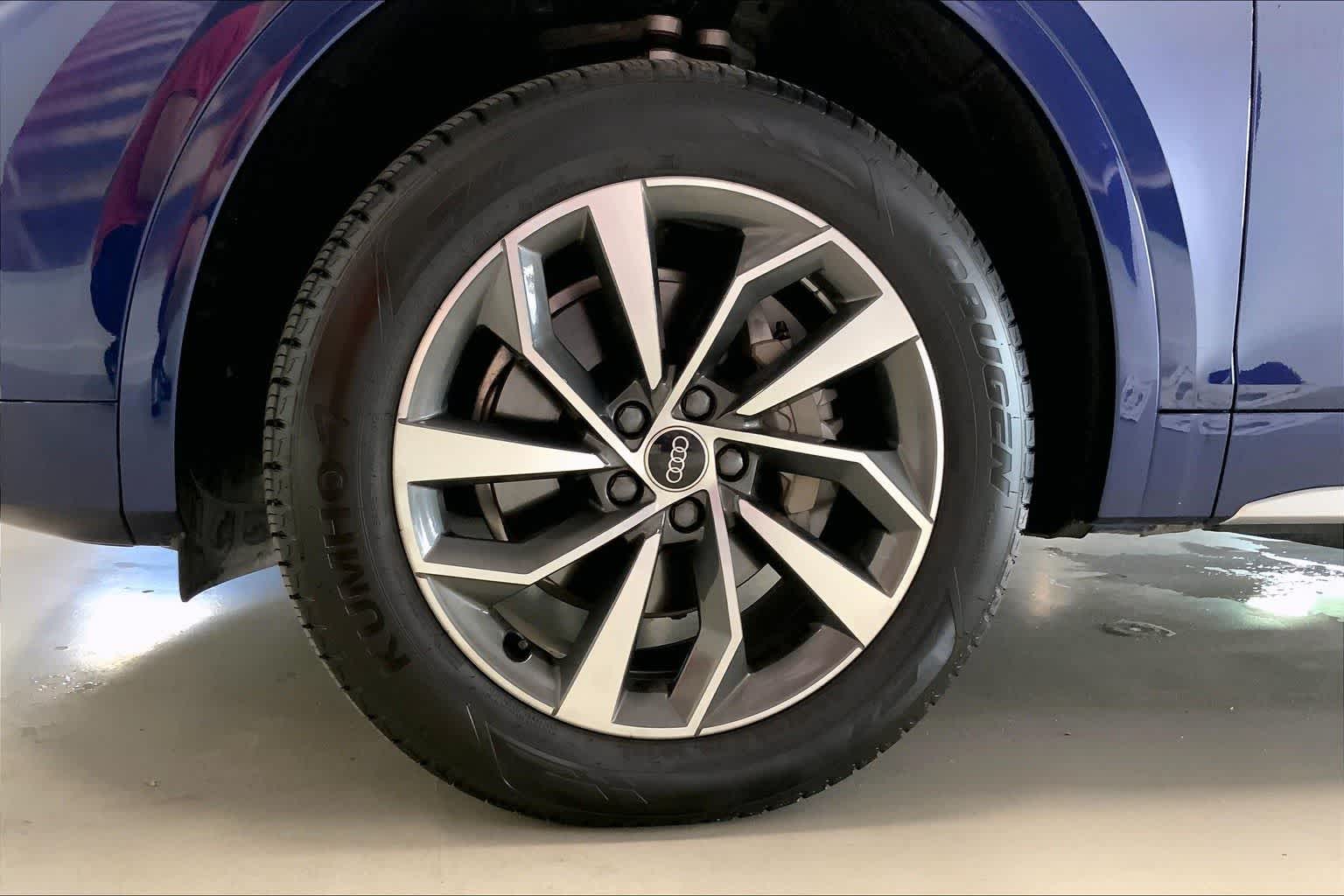 Thumbnail: 2025 Audi Q5 - 8