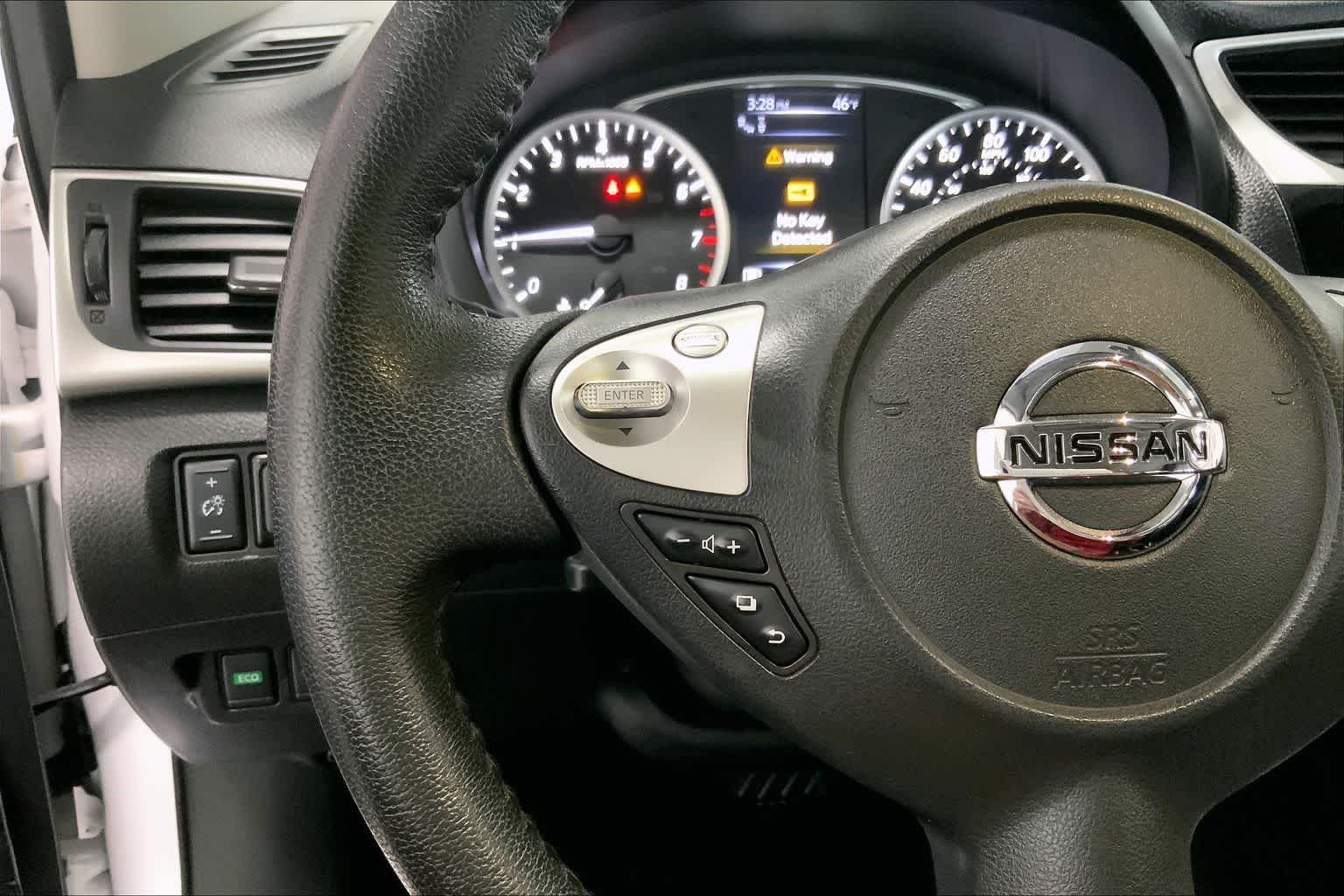 Thumbnail: 2018 Nissan Sentra - 22