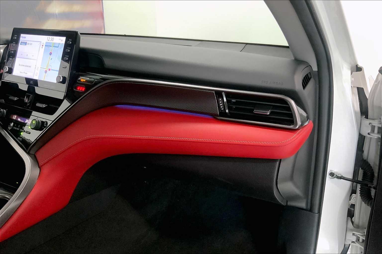 Thumbnail: 2022 Toyota Camry - 20