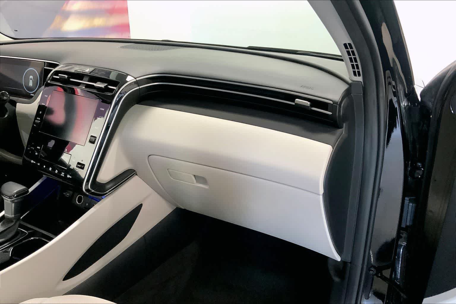 Thumbnail: 2023 Hyundai Tucson - 19