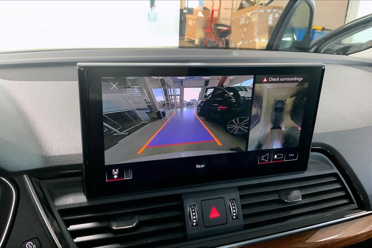 Thumbnail: 2023 Audi Q5 - 24