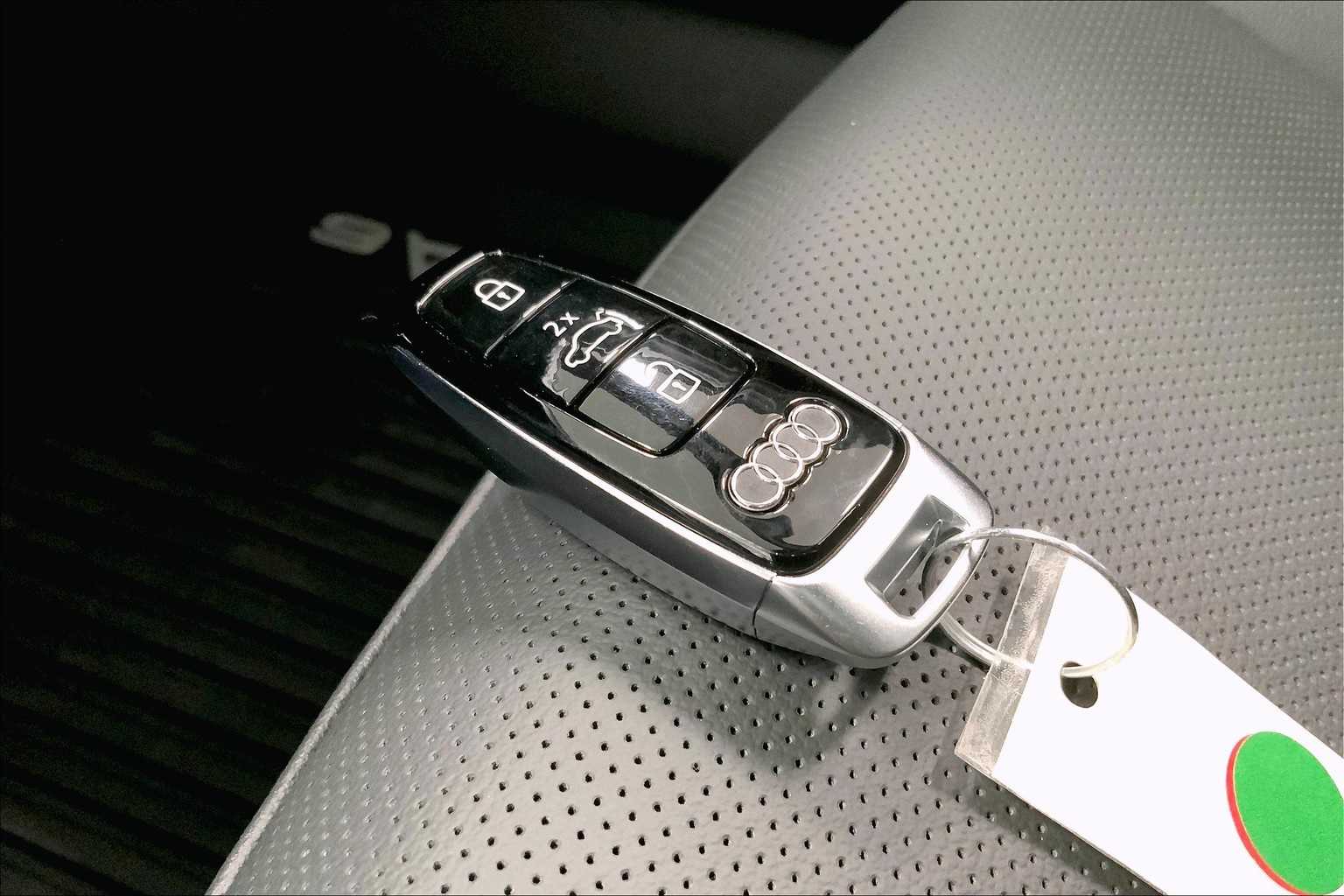 Thumbnail: 2025 Audi A6 - 18