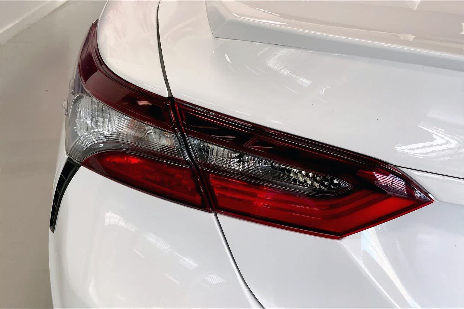 Thumbnail: 2023 Toyota Camry - 32