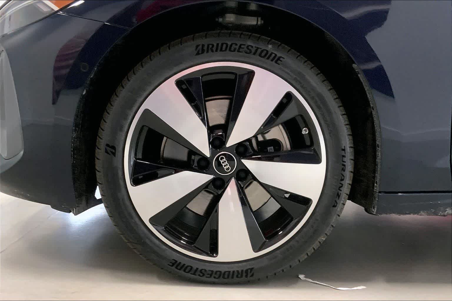 Thumbnail: 2025 Audi A5 - 8