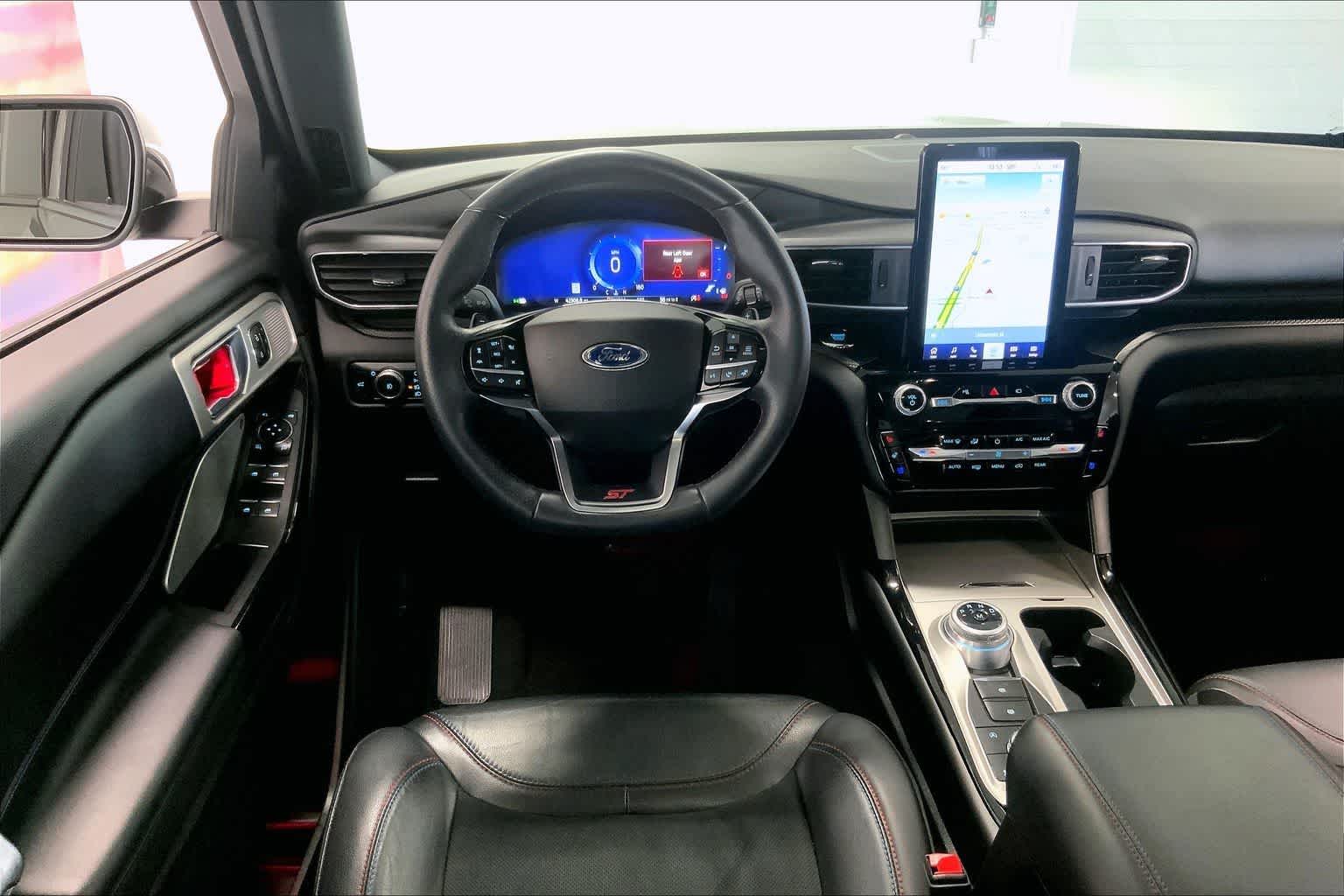 Thumbnail: 2022 Ford Explorer - 13