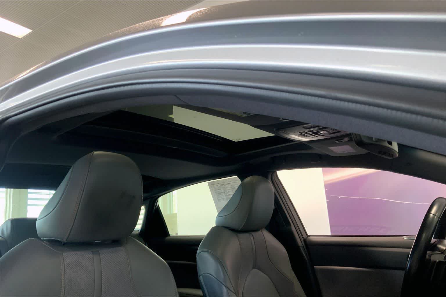 Thumbnail: 2020 Toyota Avalon - 27