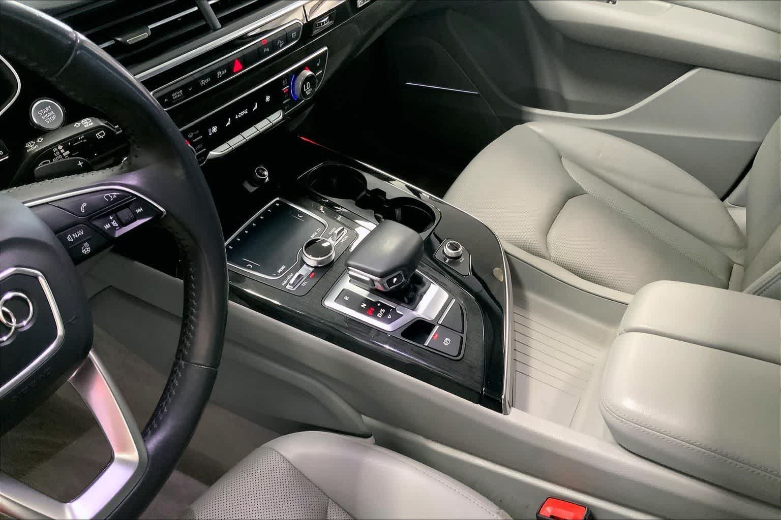 Thumbnail: 2018 Audi Q7 - 13