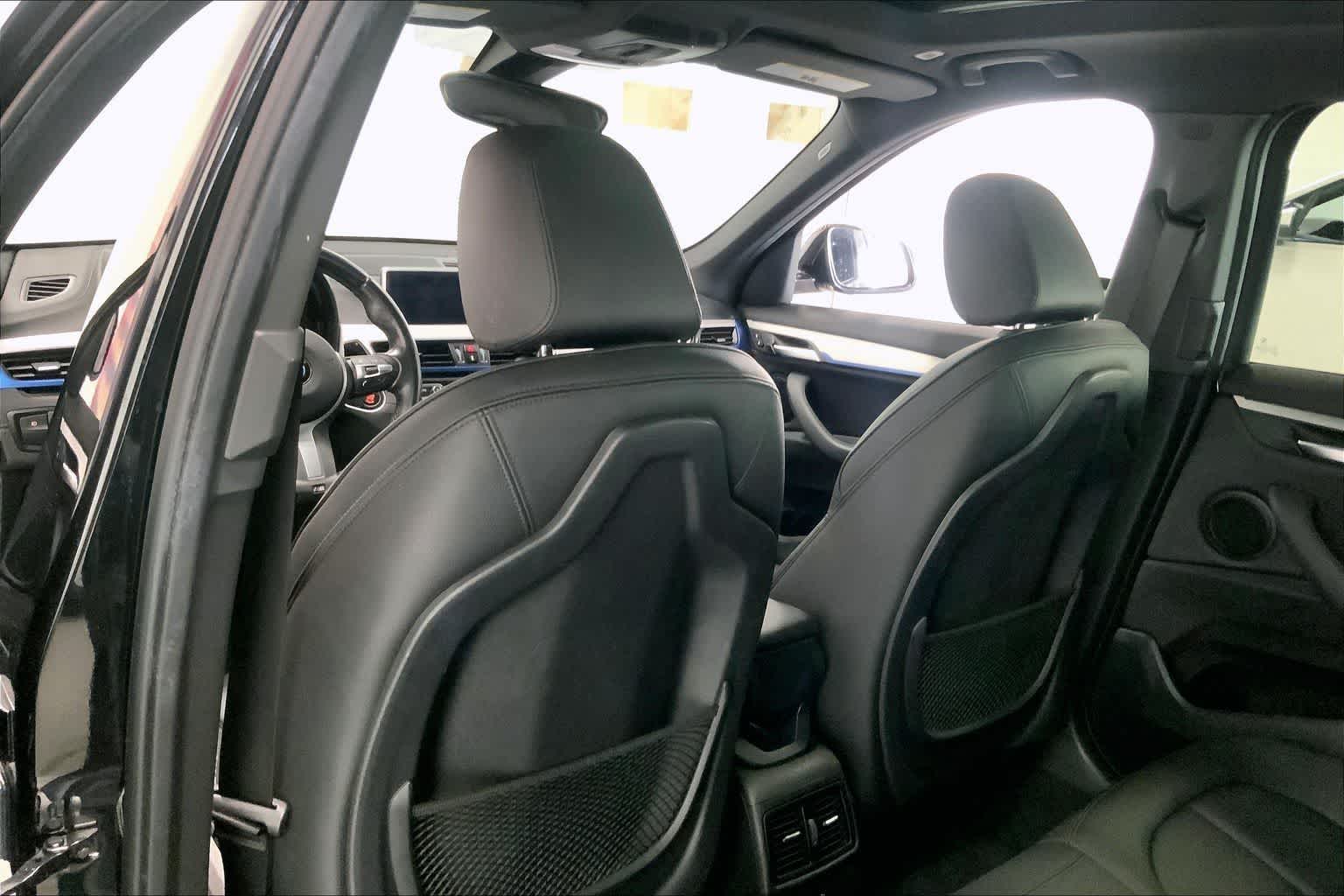 Thumbnail: 2022 BMW X1 - 11