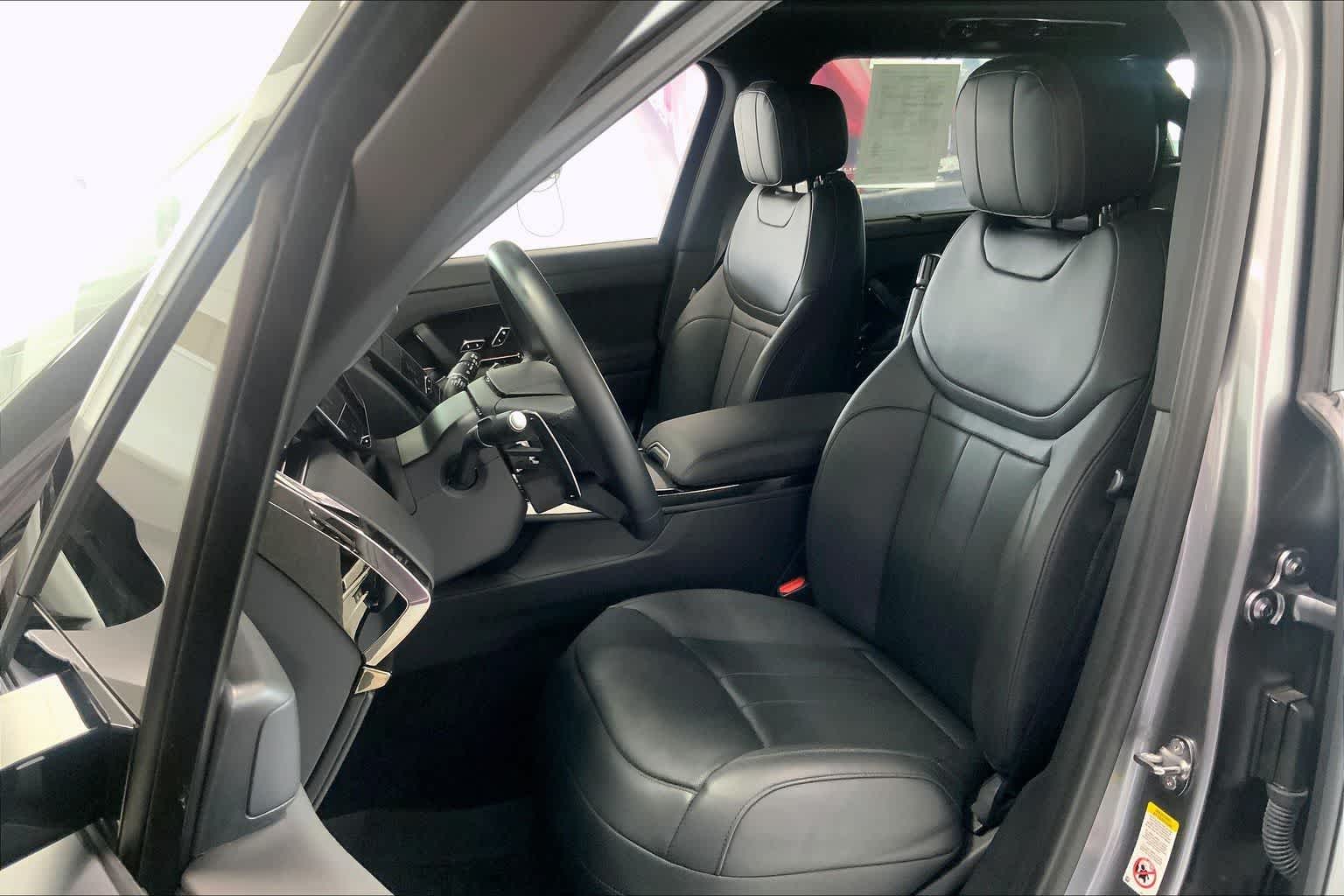 Thumbnail: 2024 Land Rover Range Rover Sport - 8
