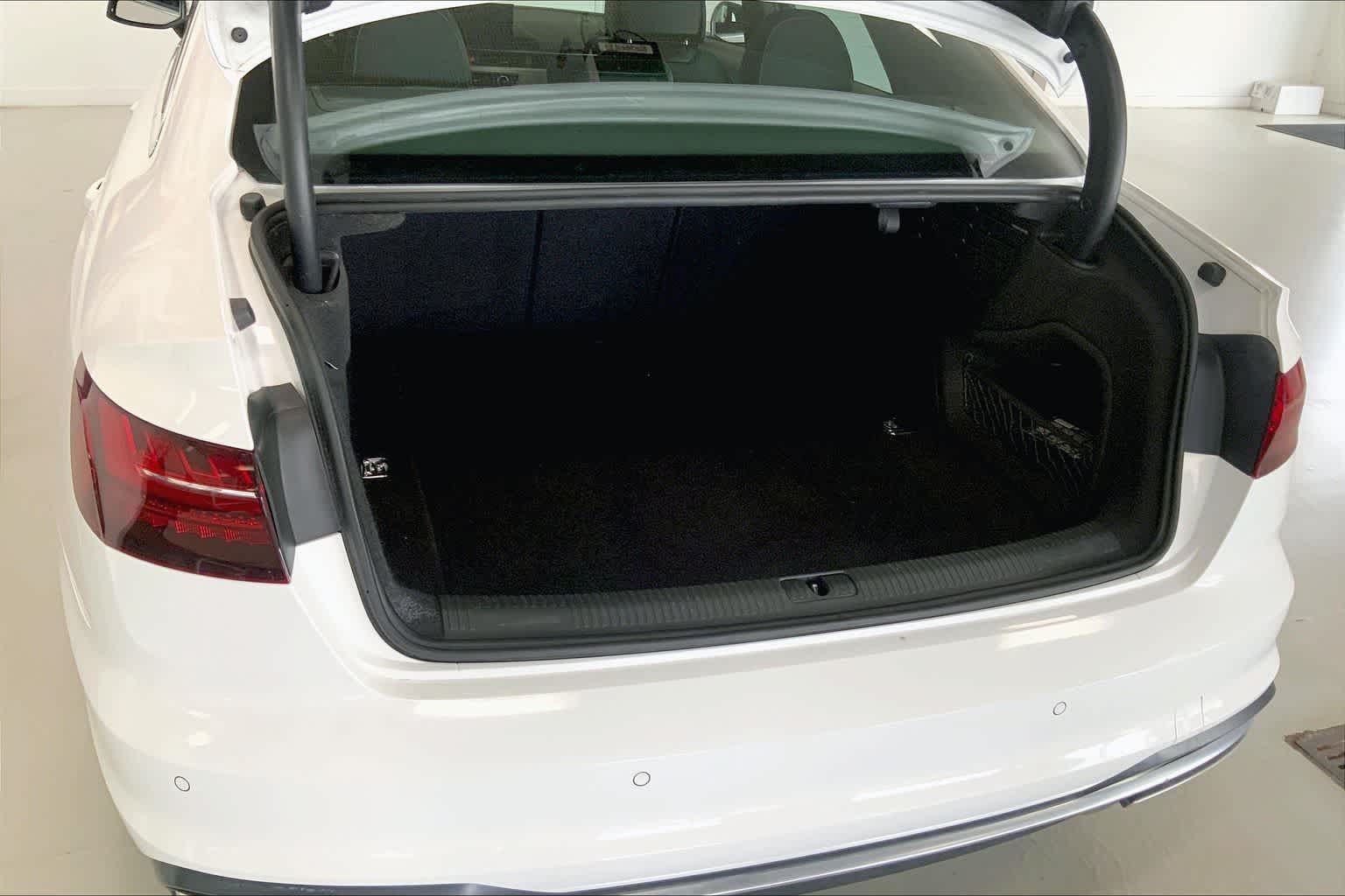 Thumbnail: 2022 Audi A4 - 17