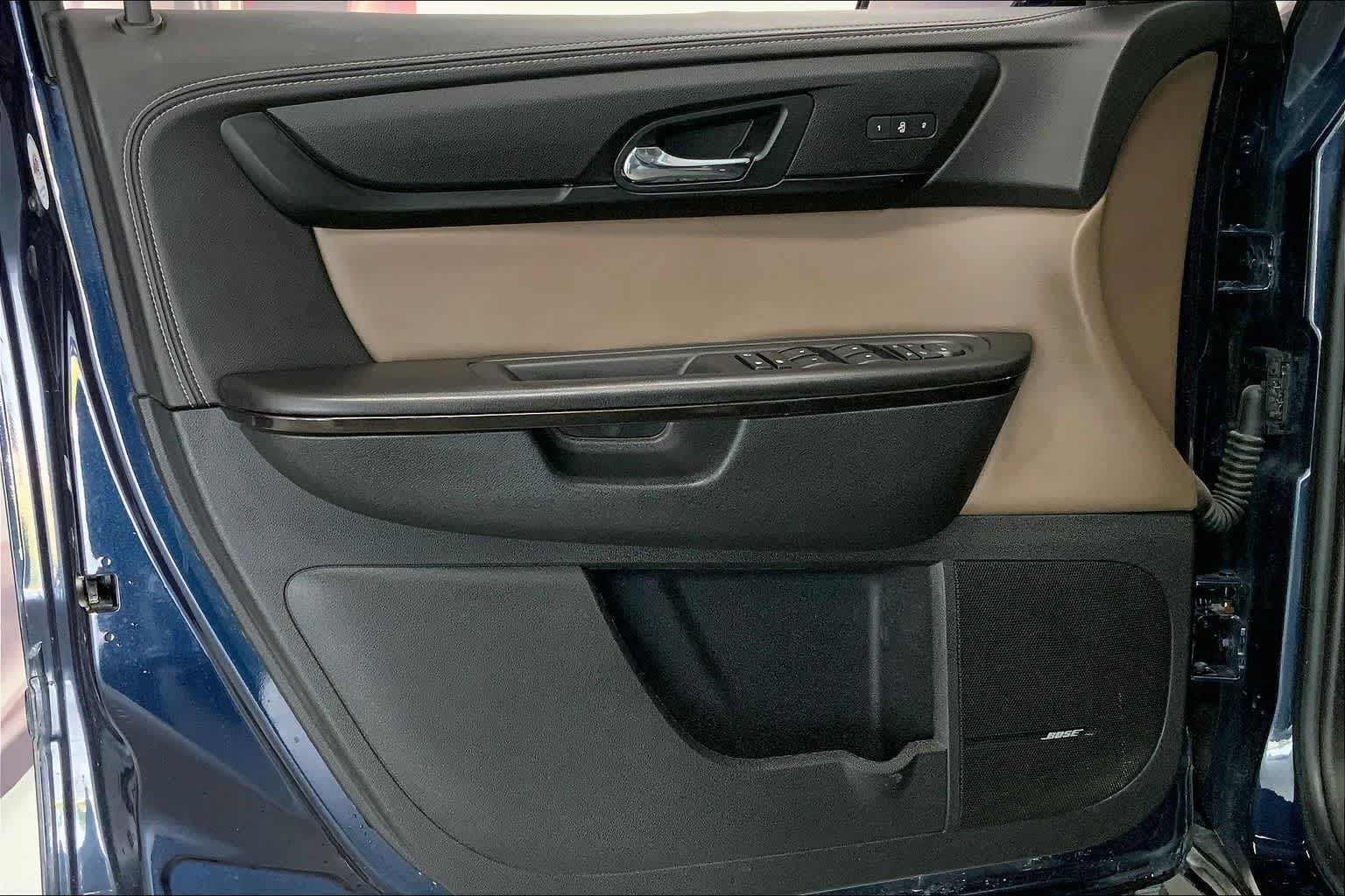 Thumbnail: 2017 GMC Acadia - 22