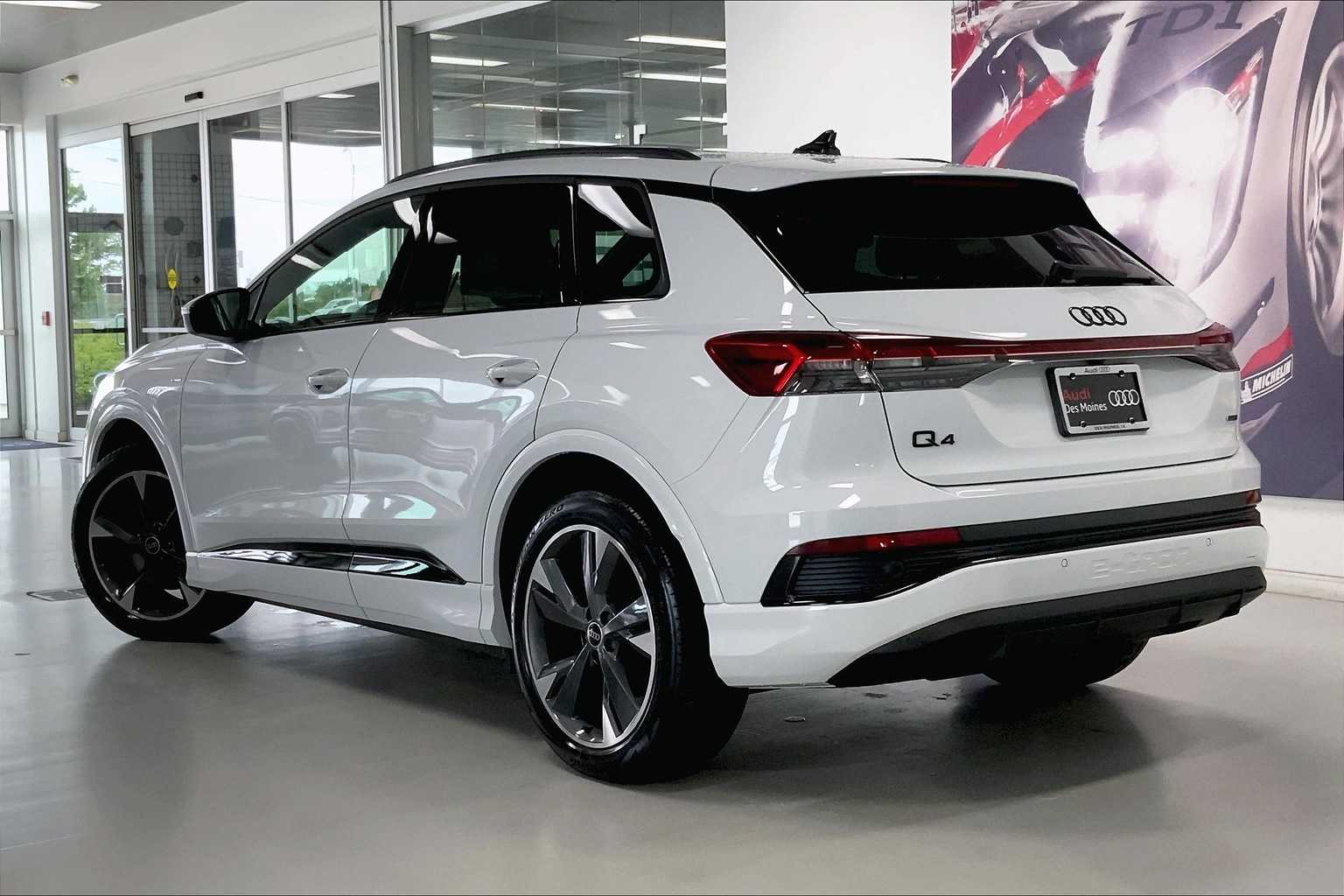 2025 Audi Q4 e-tron Premium Plus 4