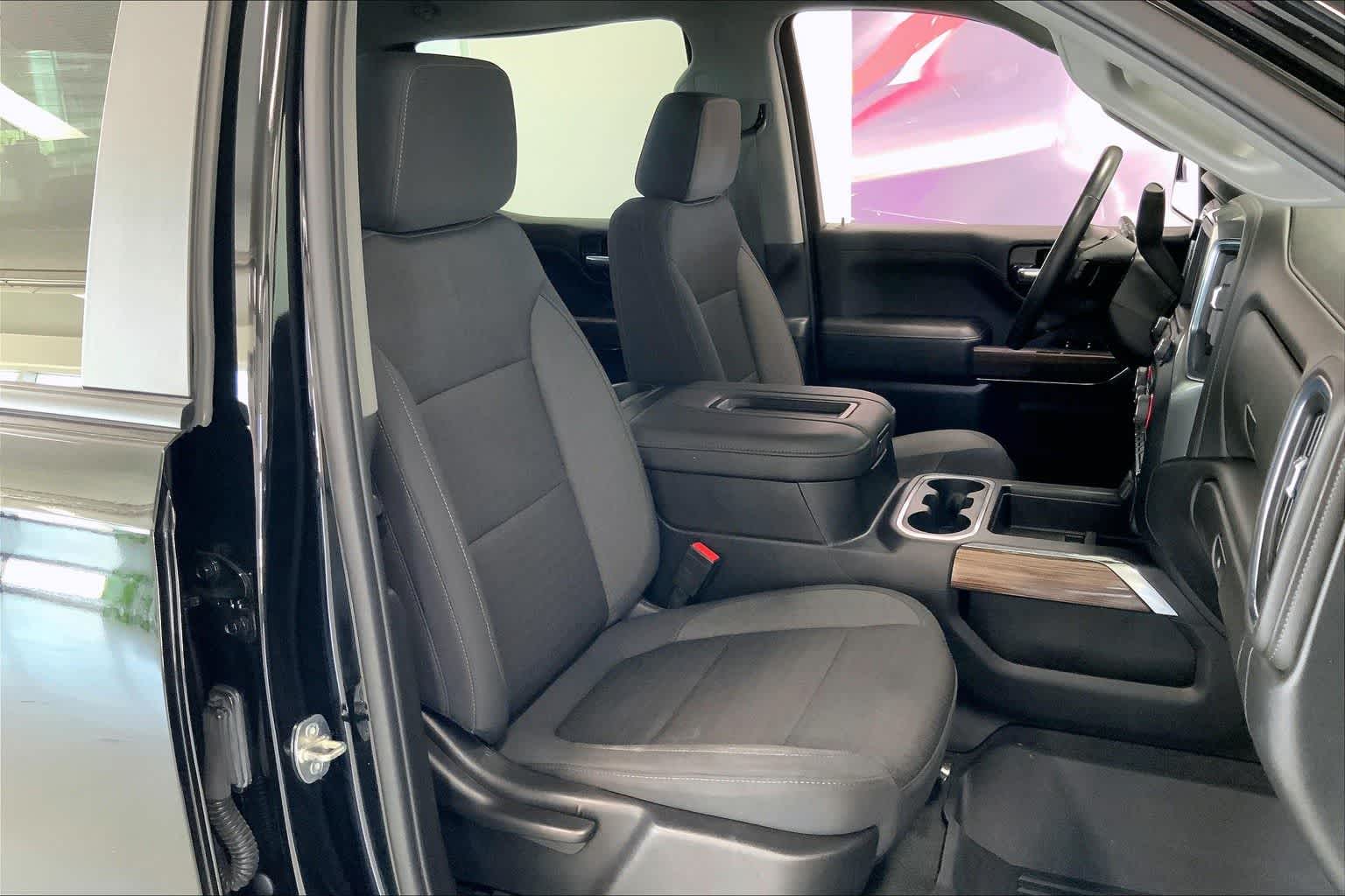 Thumbnail: 2022 Chevrolet Silverado 1500 - 13