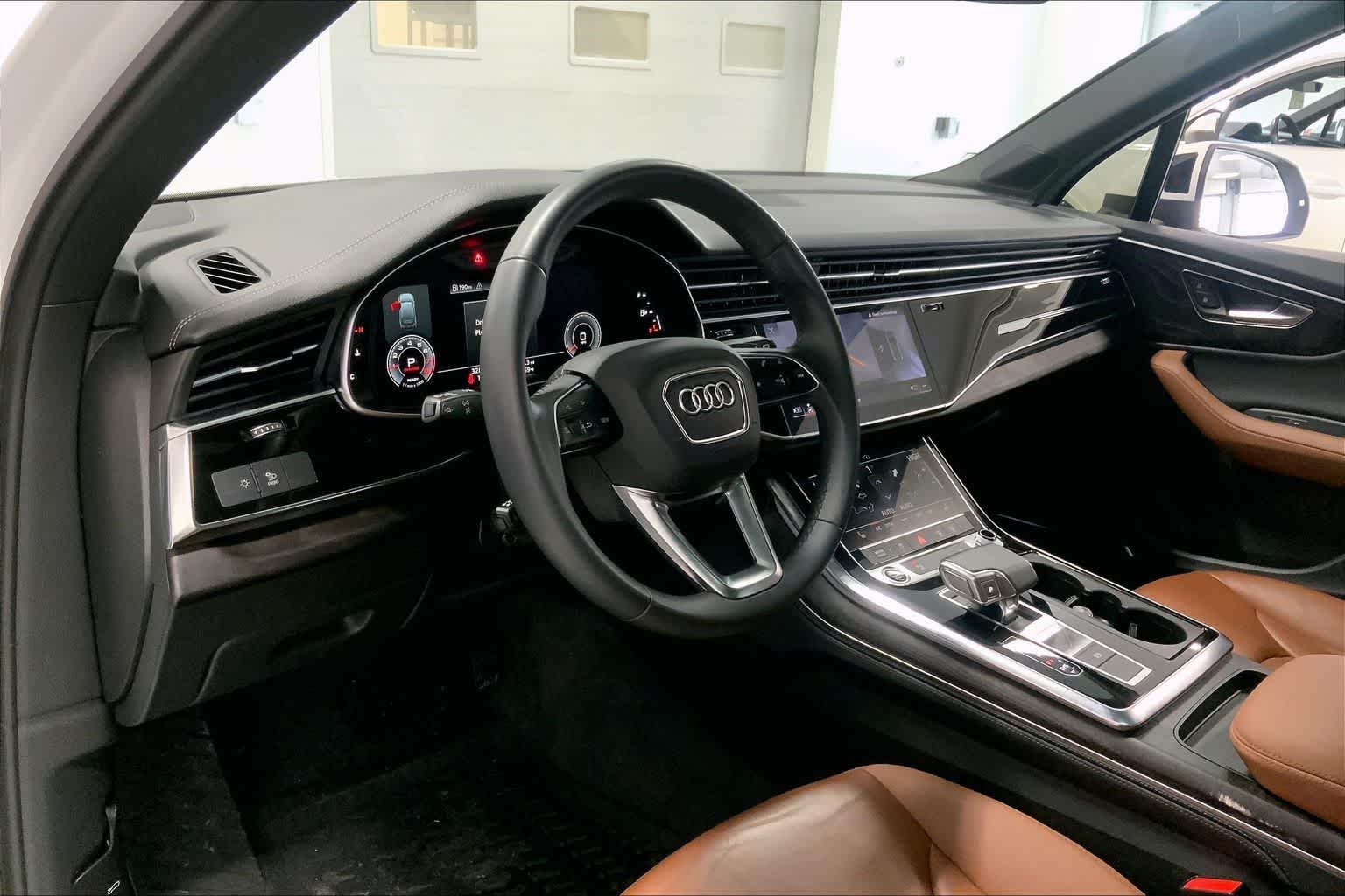 Thumbnail: 2023 Audi Q7 - 2