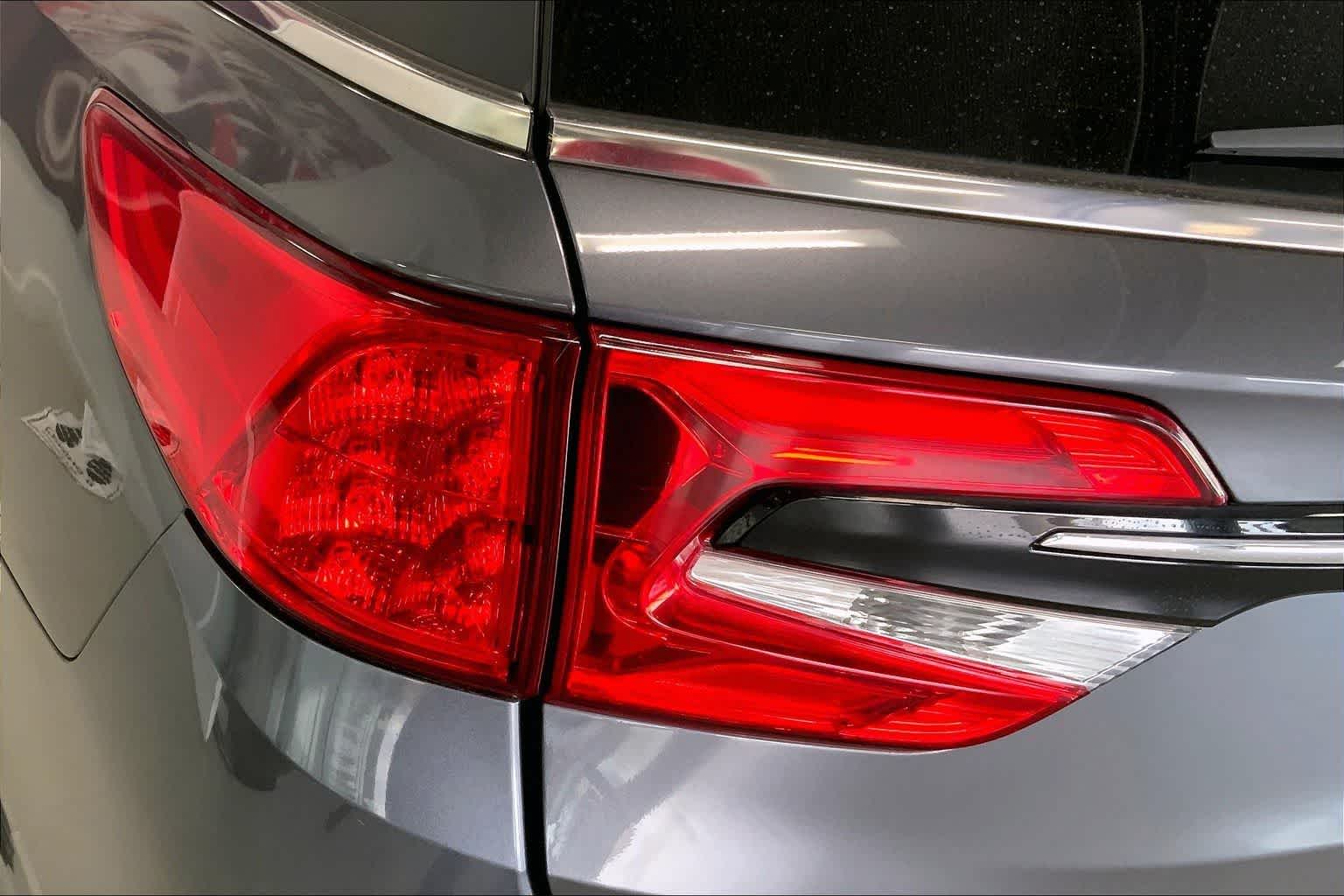 Thumbnail: 2023 Honda Odyssey - 30