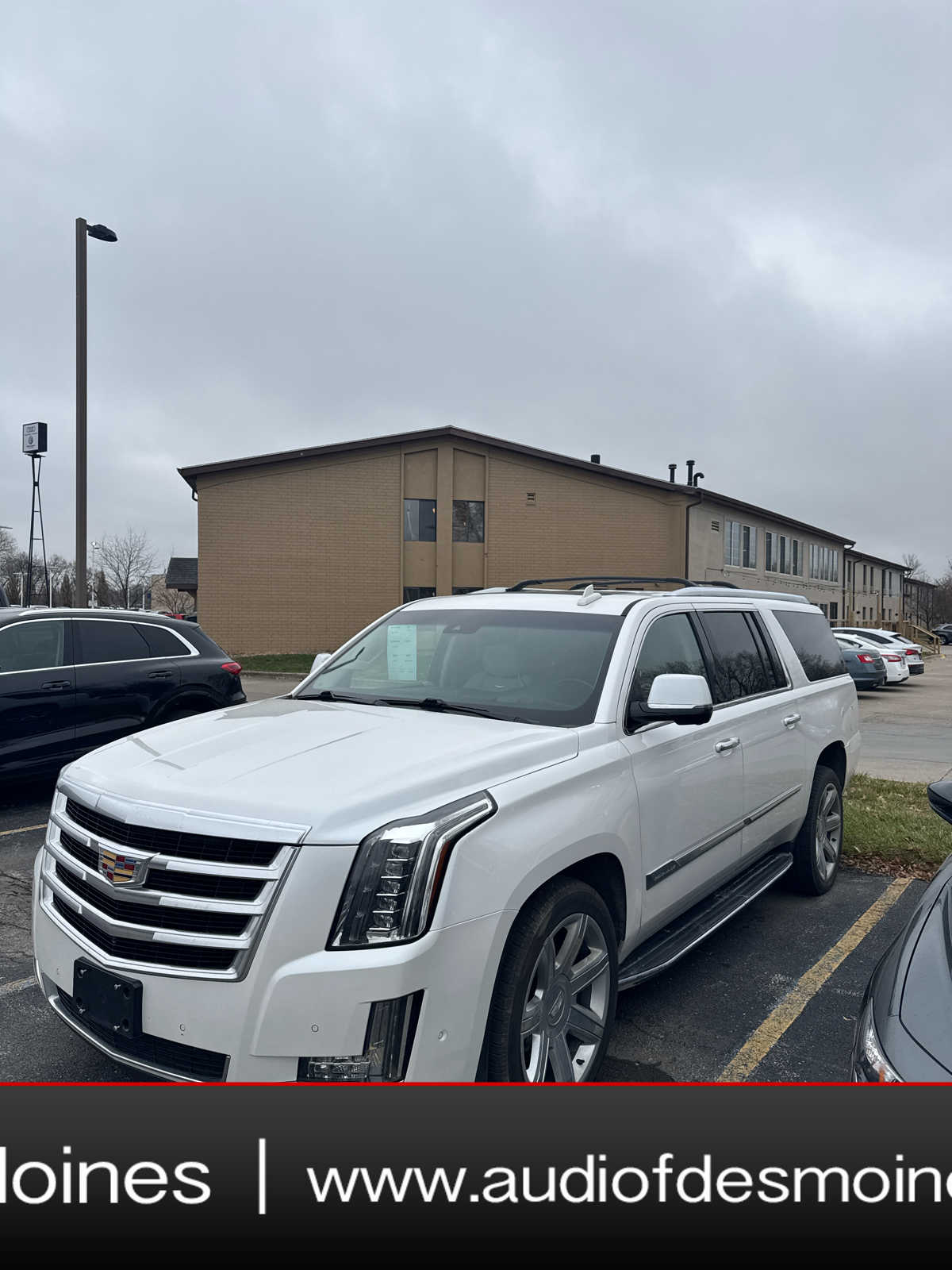 2019 Cadillac Escalade ESV Luxury -
                  Johnston, IA