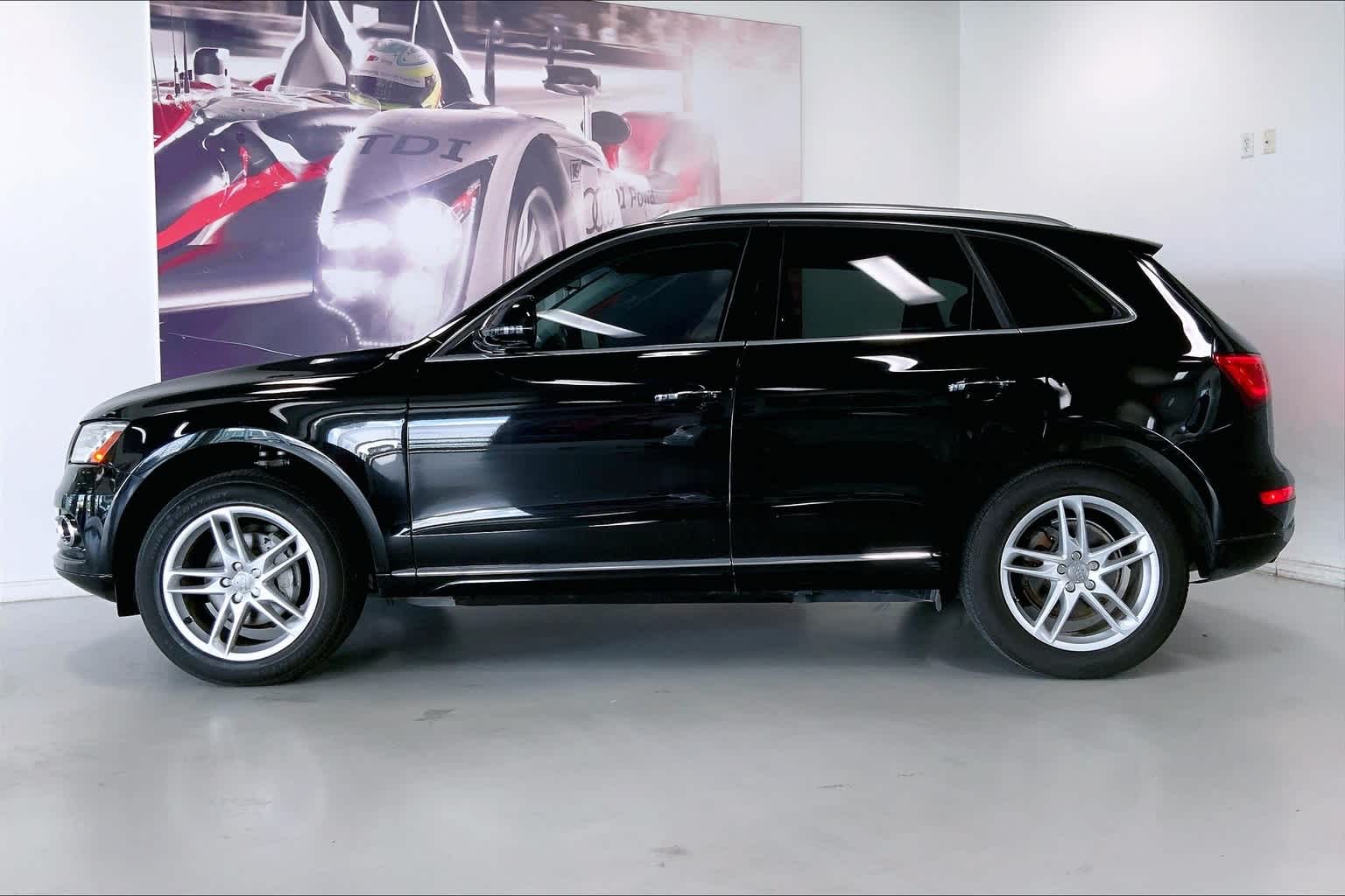 Thumbnail: 2016 Audi Q5 - 3