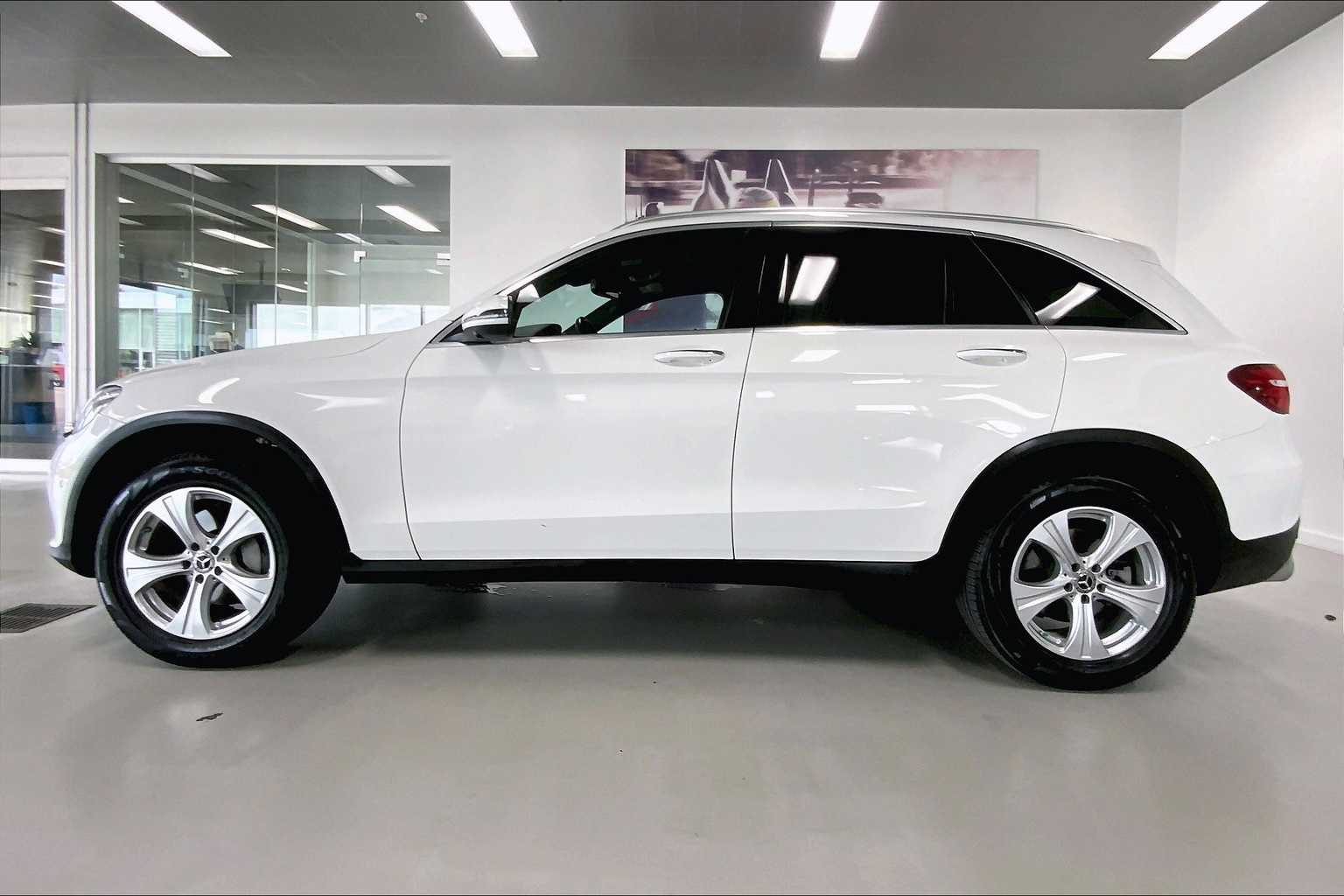 Thumbnail: 2018 Mercedes-Benz GLC - 3