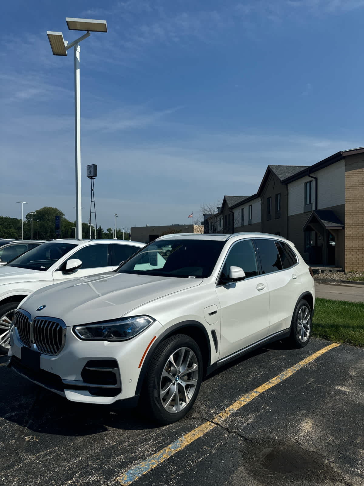 Thumbnail: 2023 BMW X5 - 3