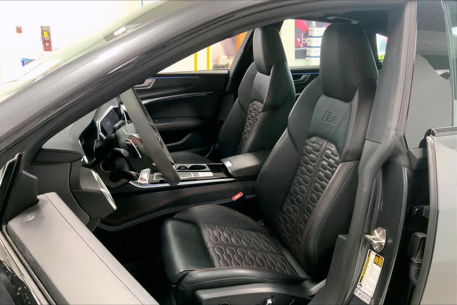 Thumbnail: 2022 Audi RS 7 - 9