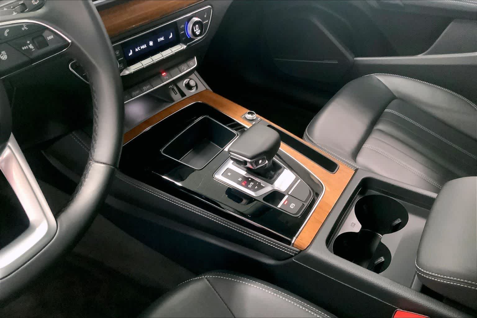 Thumbnail: 2023 Audi Q5 - 15