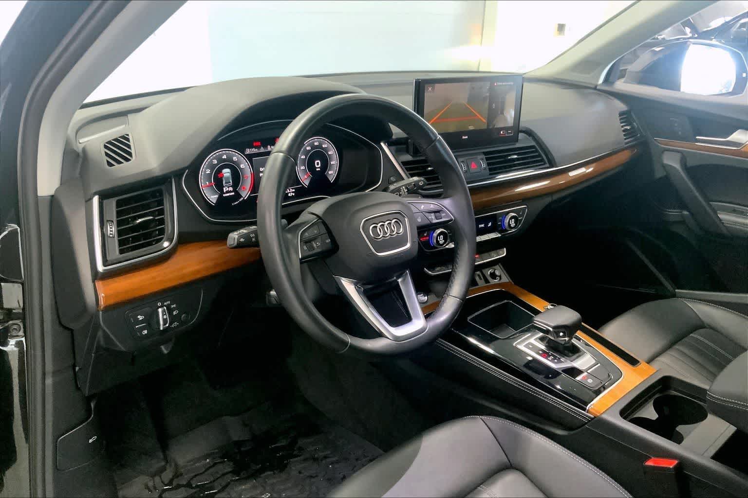 Thumbnail: 2023 Audi Q5 - 2