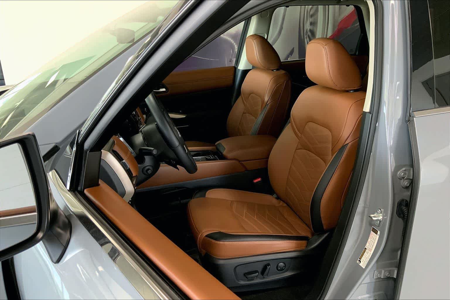 Thumbnail: 2024 Nissan Pathfinder - 9