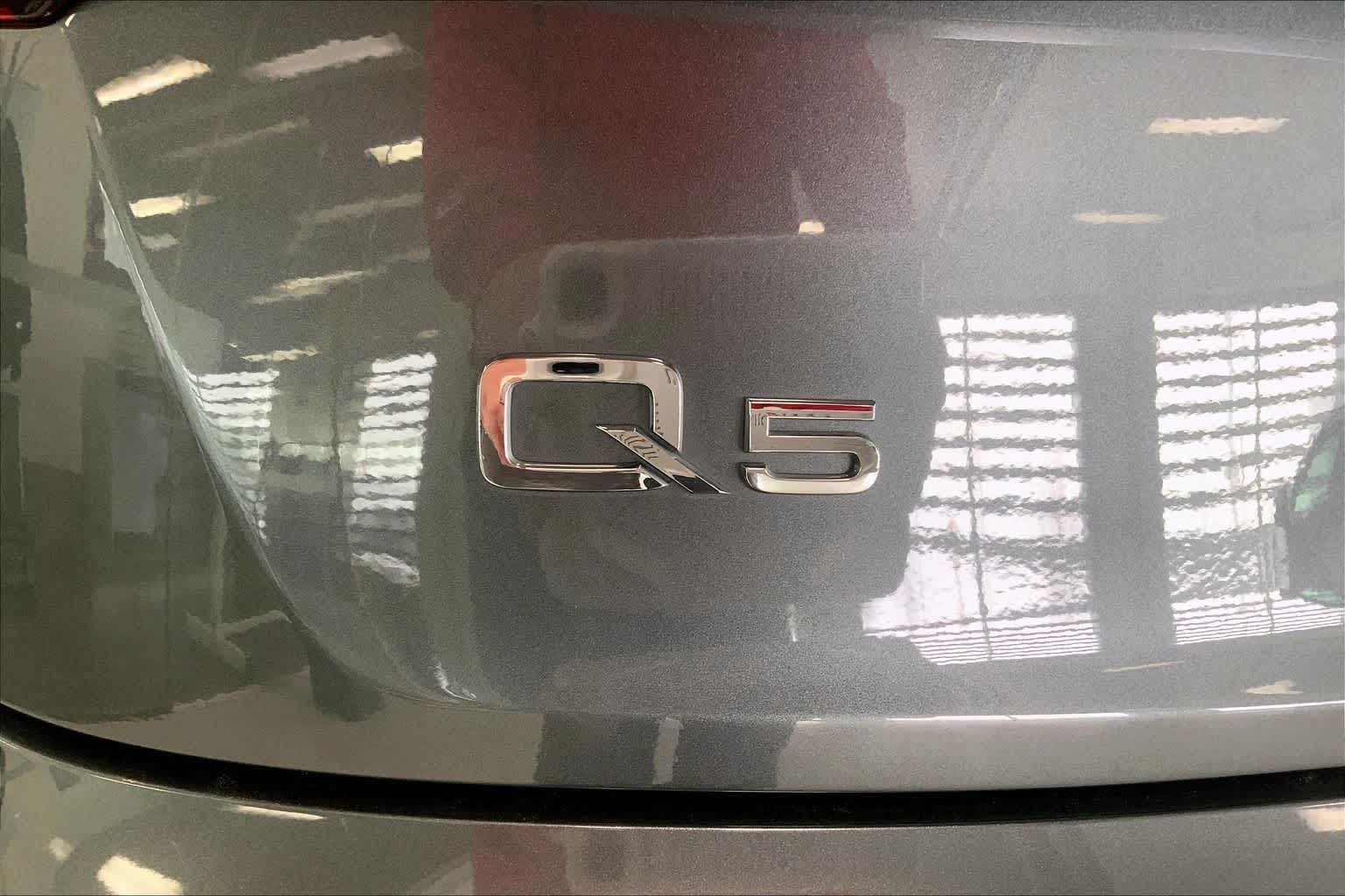 Thumbnail: 2025 Audi Q5 - 7