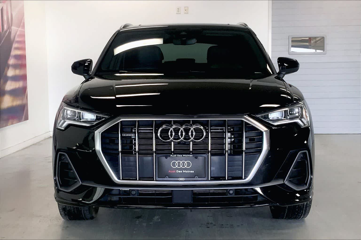 Thumbnail: 2023 Audi Q3 - 6