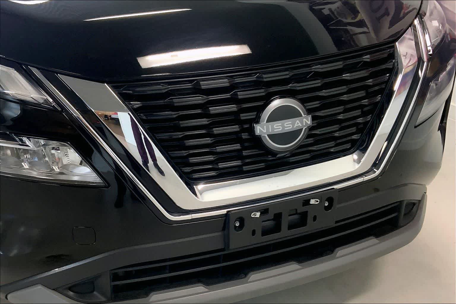 Thumbnail: 2023 Nissan Rogue - 30