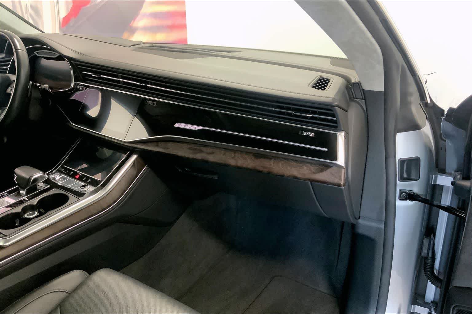 Thumbnail: 2019 Audi Q8 - 20