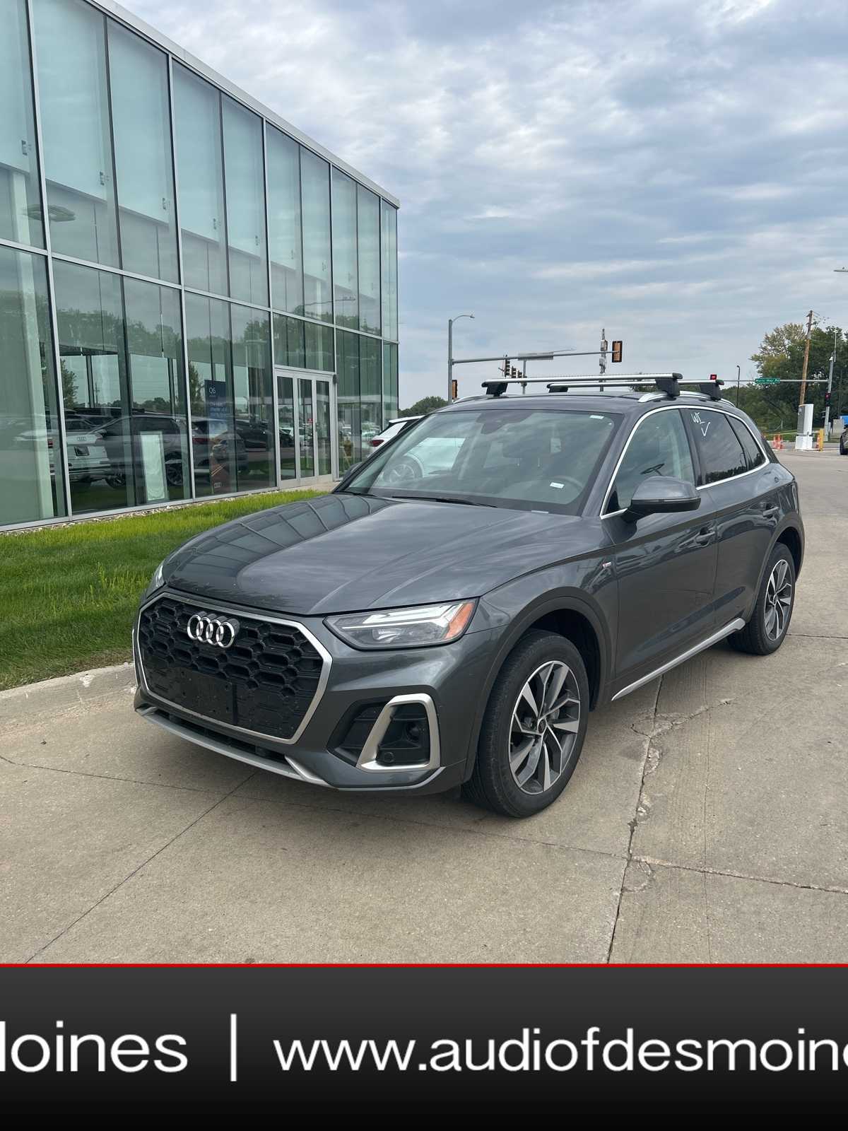 Thumbnail: 2023 Audi Q5 - 1