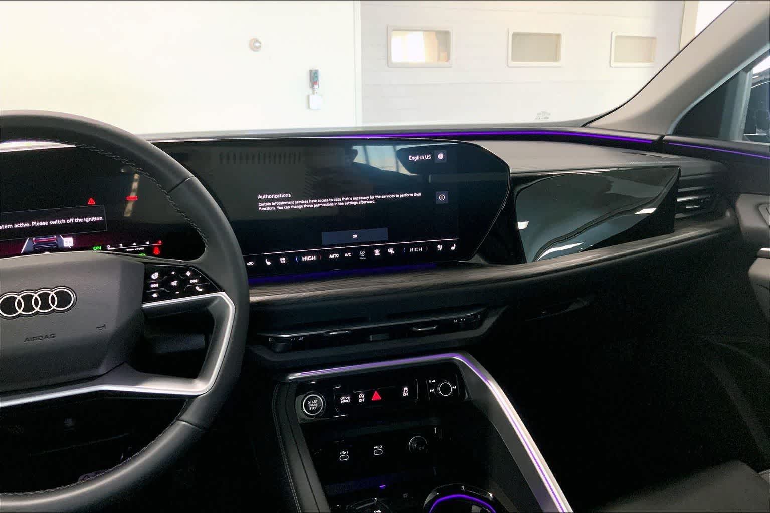 Thumbnail: 2025 Audi Q5 - 16