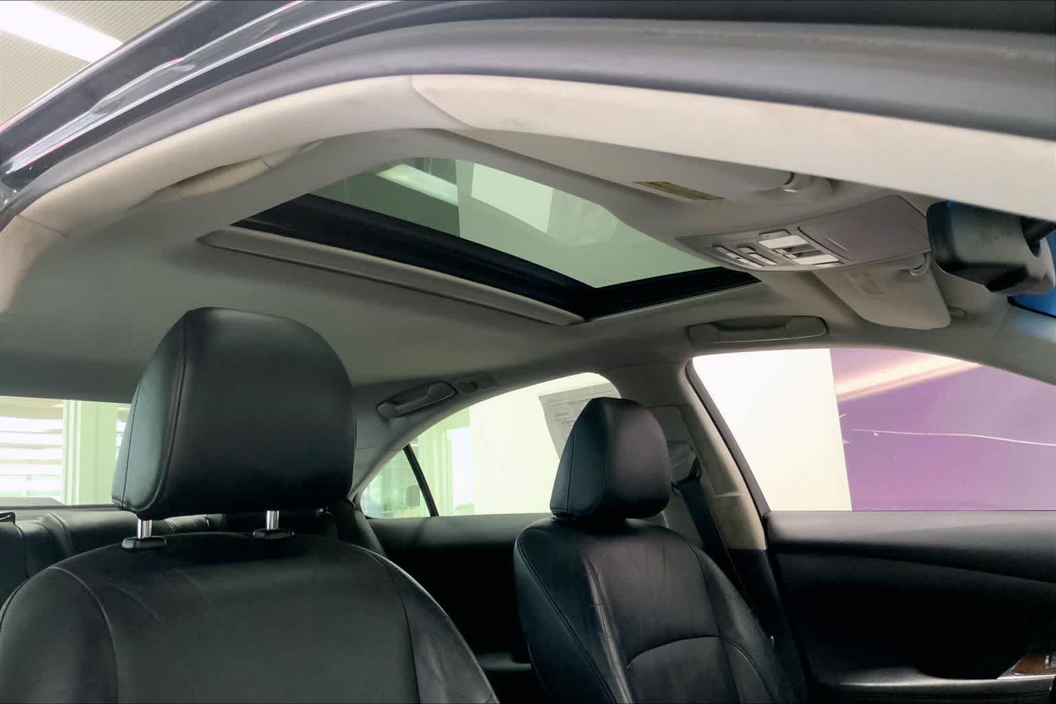 Thumbnail: 2011 Lexus ES - 29