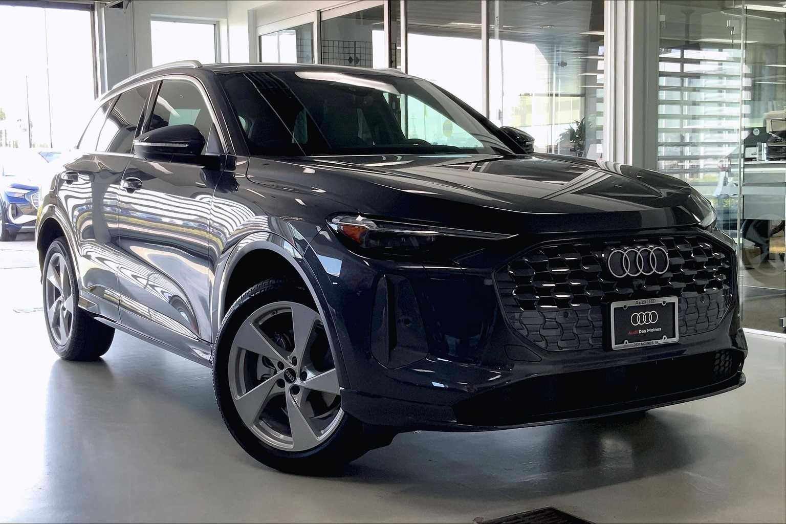 Thumbnail: 2025 Audi Q5 - 21