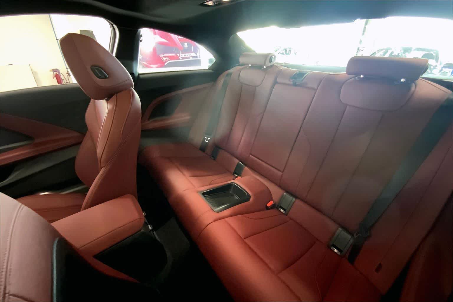 Thumbnail: 2025 BMW 2 Series - 26