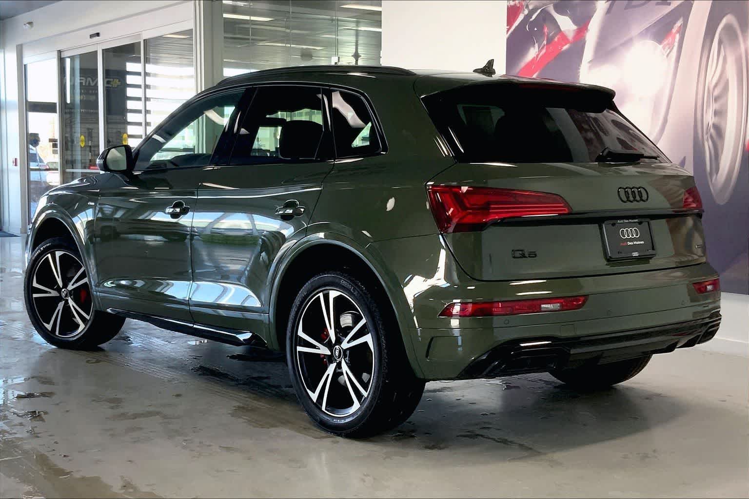 Thumbnail: 2025 Audi Q5 - 4