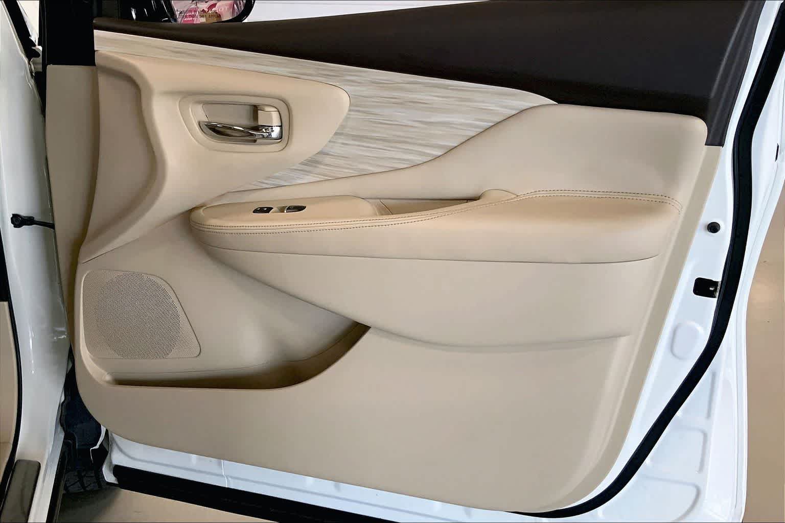 Thumbnail: 2015 Nissan Murano - 26