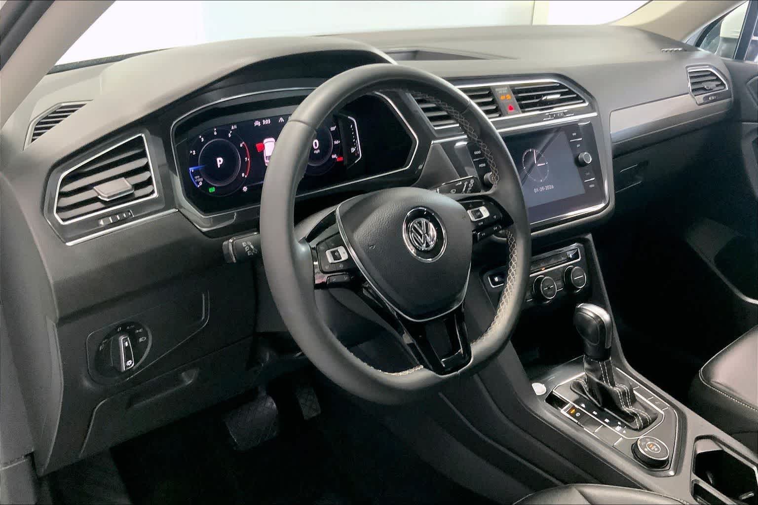 Thumbnail: 2021 Volkswagen Tiguan - 2