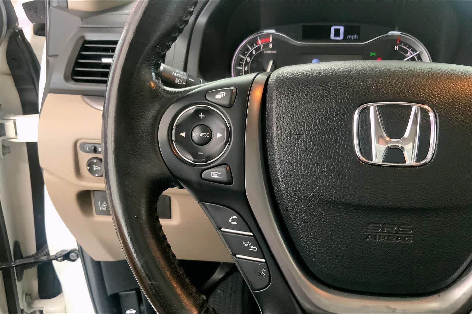 Thumbnail: 2016 Honda Pilot - 21