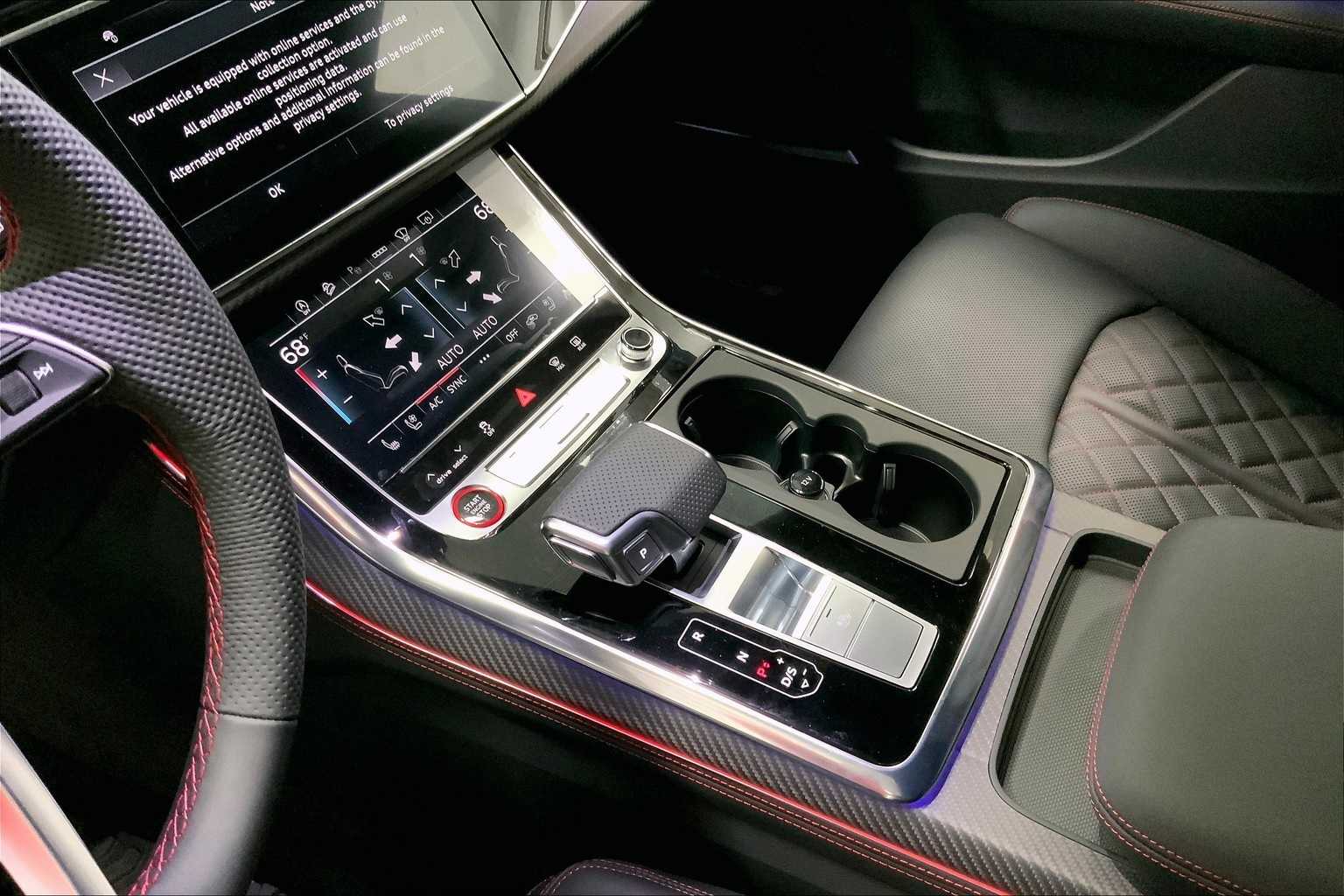 Thumbnail: 2025 Audi SQ8 - 16