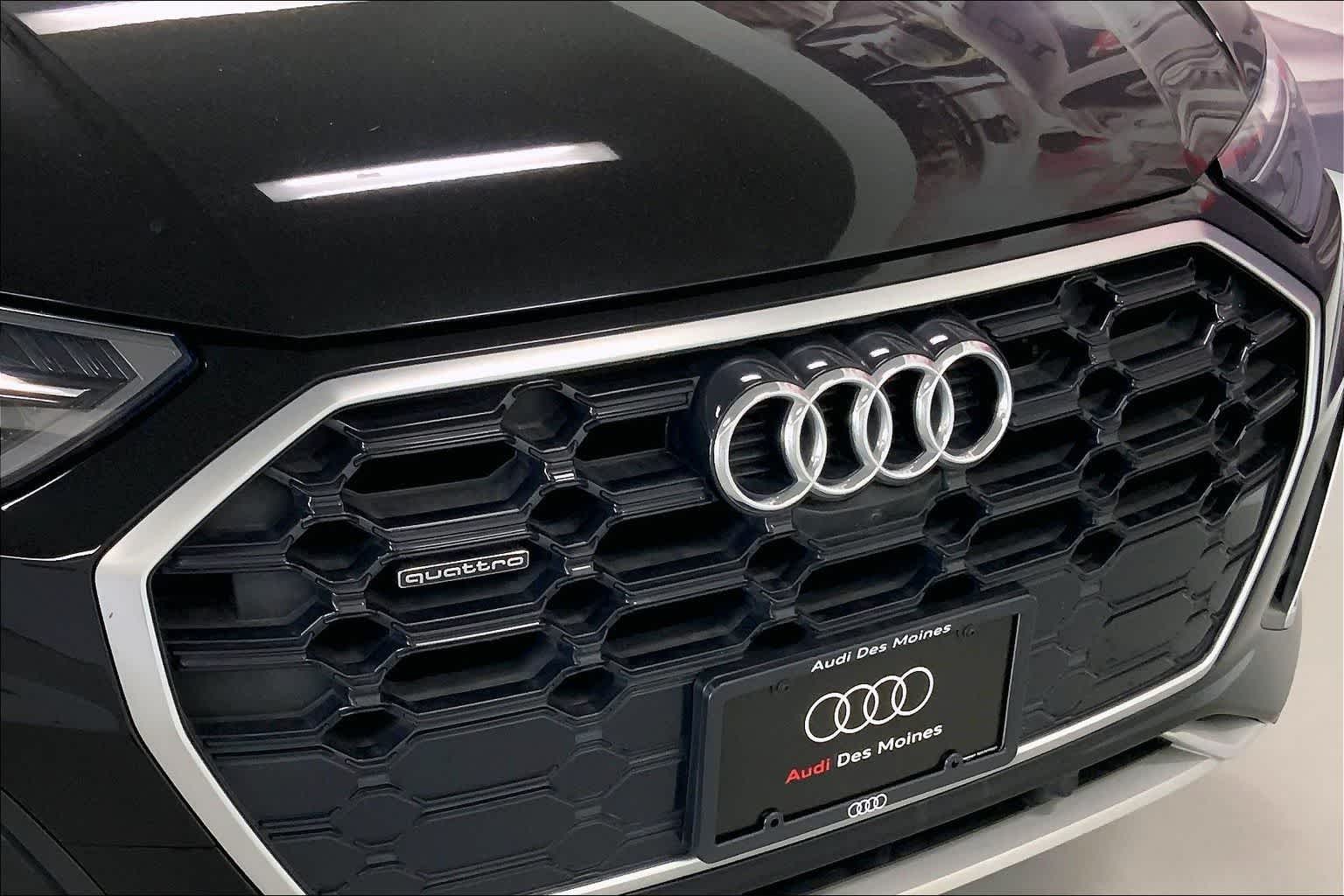 Thumbnail: 2022 Audi Q5 - 29