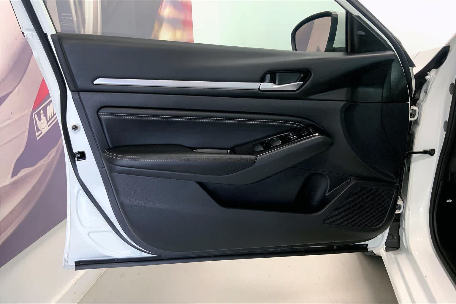 Thumbnail: 2023 Nissan Altima - 27