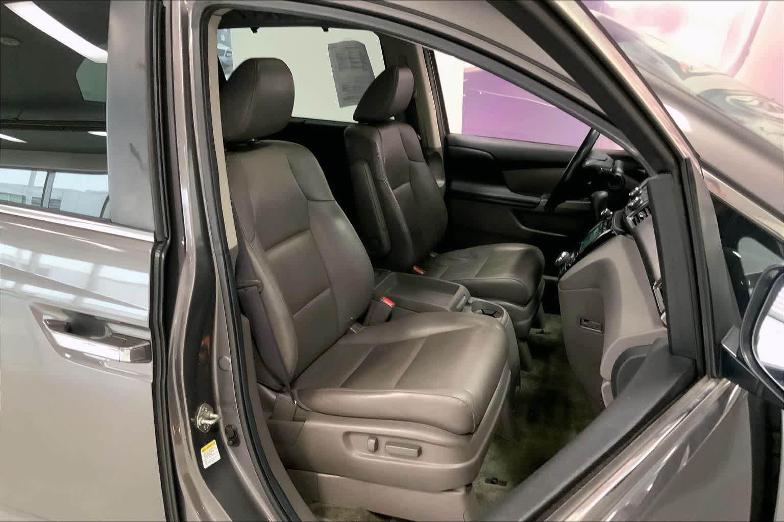 Thumbnail: 2014 Honda Odyssey - 12