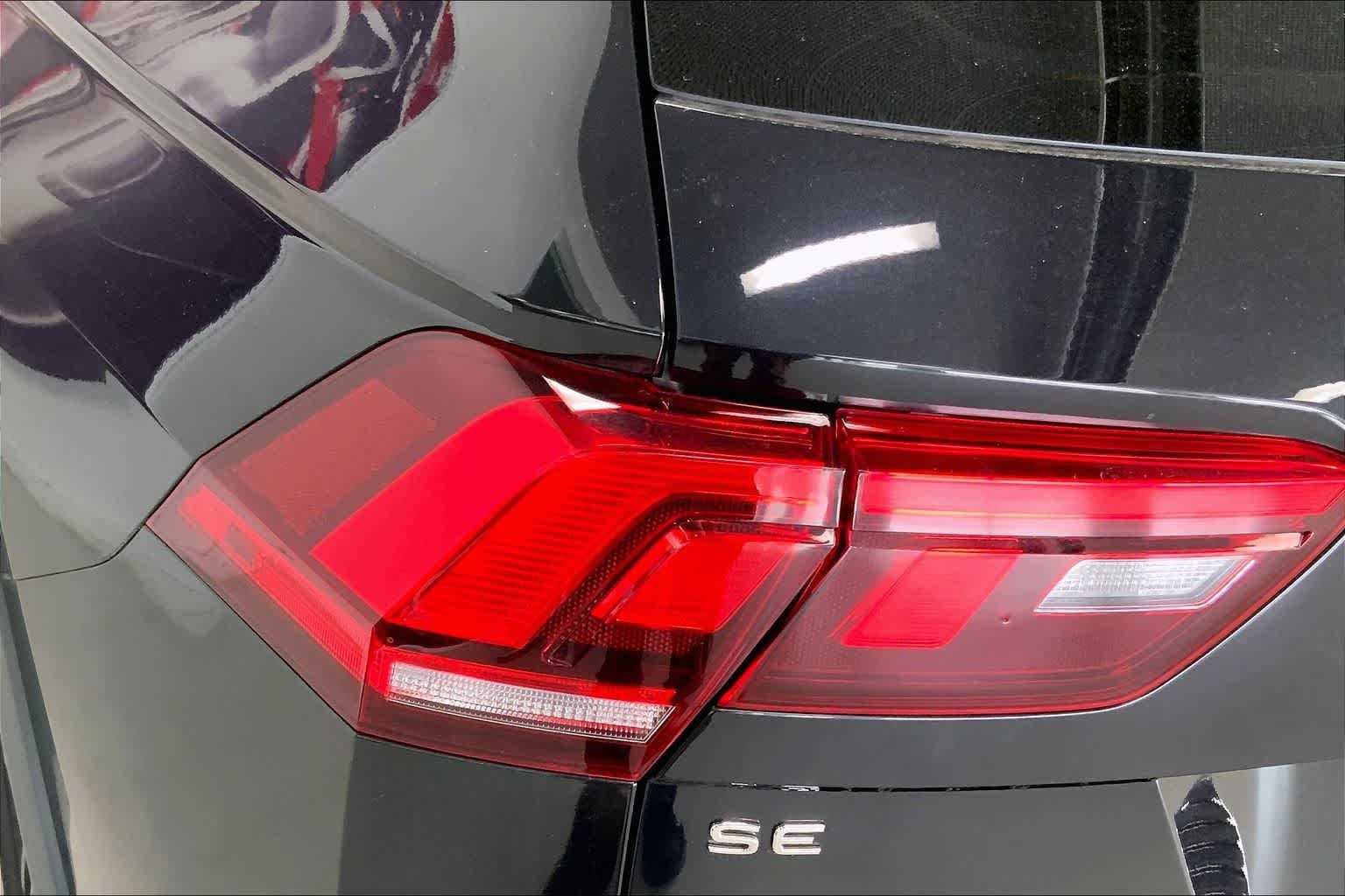 Thumbnail: 2022 Volkswagen Tiguan - 29