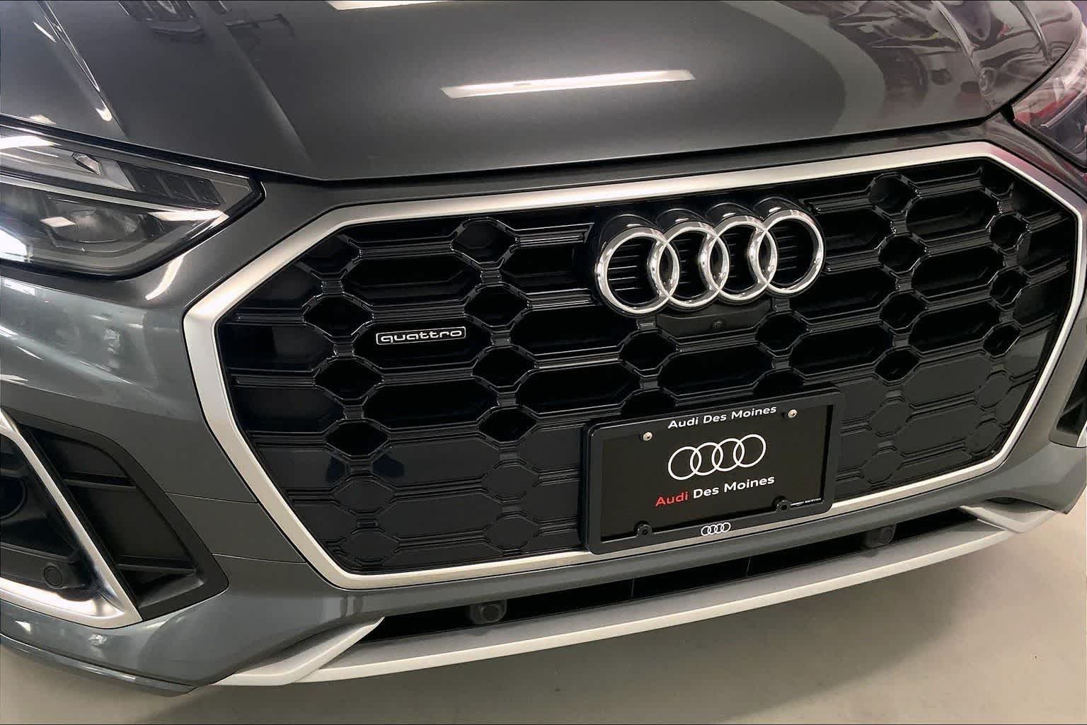 Thumbnail: 2023 Audi Q5 - 31