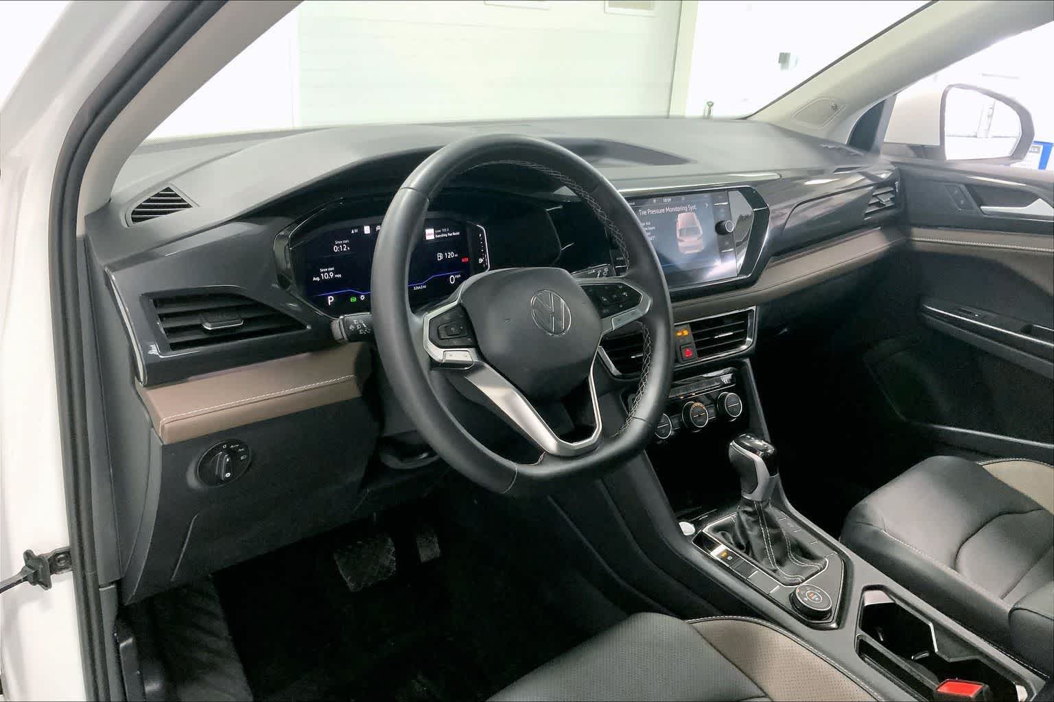 Thumbnail: 2023 Volkswagen Taos - 2