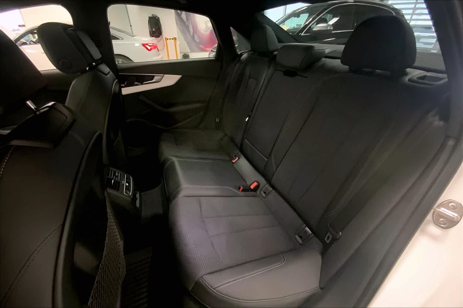 Thumbnail: 2022 Audi A4 - 26